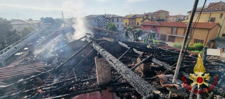 vigili del fuoco incendio